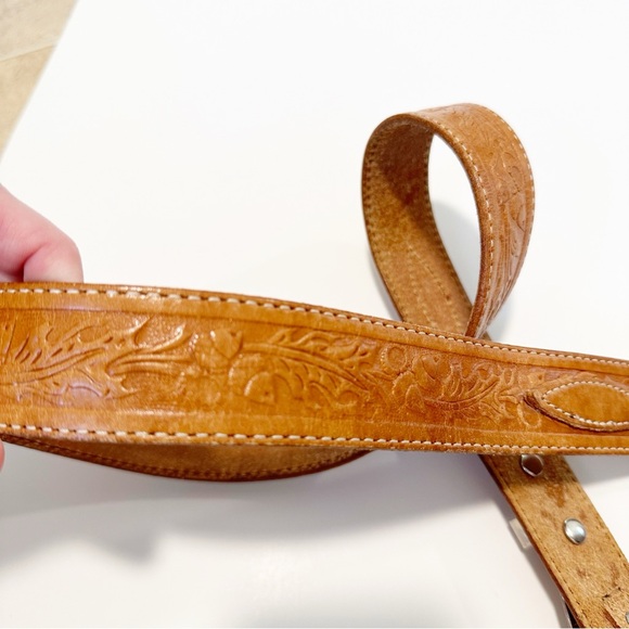 Tooled Leather Western Southwestern Buckle Waist Belt - Picture 7 of 8